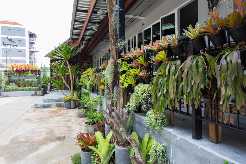 فندق كرابي إن آند أوم Krabi town المظهر الخارجي الصورة